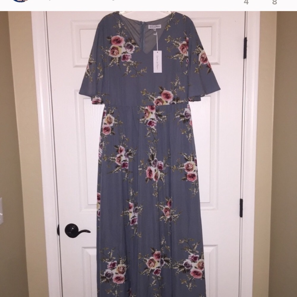 Maxi dress never worn Ashley le mieux